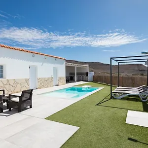 https://villa-gregorio.in-canary-islands.com
